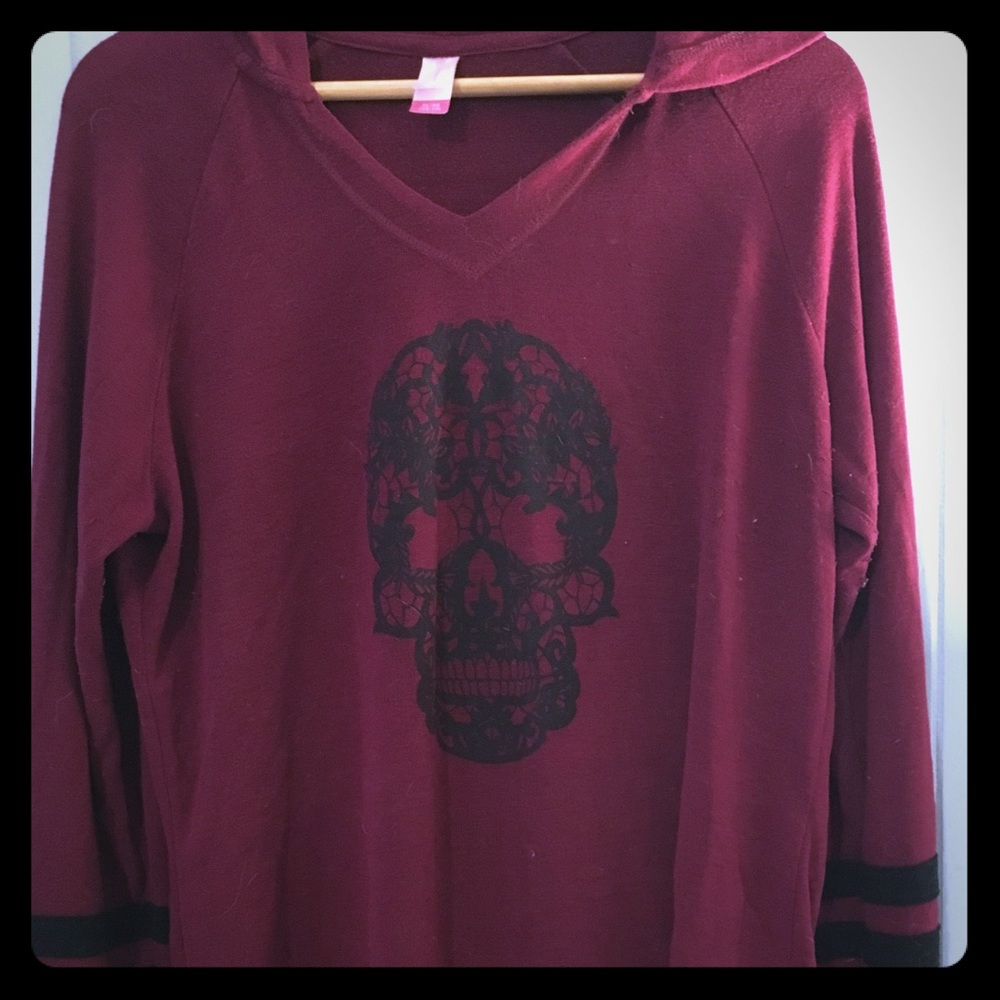 Maroon & Black Size XL Juniors Hoodie